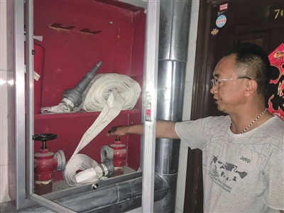    擰開水閥卻沒水。